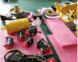 發(fā)那科機(jī)器人R-2000iC本體拆機(jī)件銷(xiāo)售：電機(jī)、減速器、平衡缸……