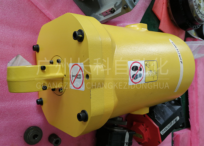 發(fā)那科R-2000iC拆機件 發(fā)那科R-2000iC拆機件