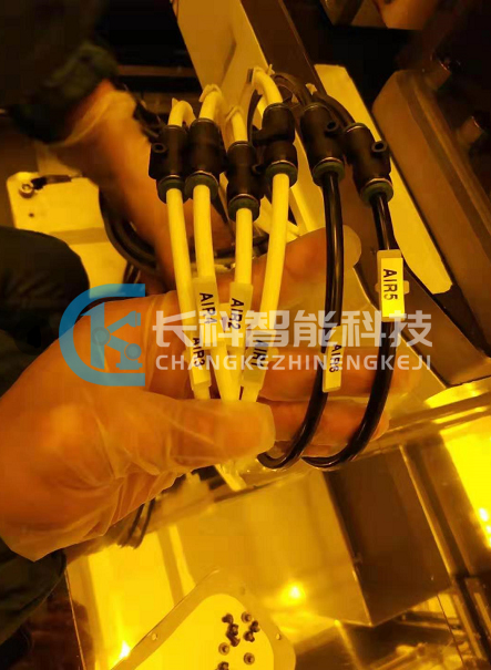 現(xiàn)代潔凈機(jī)器人線路改造 現(xiàn)代潔凈機(jī)器人線路改造